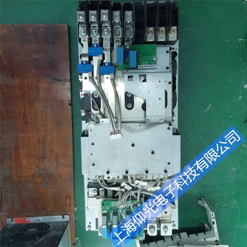 寶德BALDOR伺服驅(qū)動器MD2A15SR-RC20上電后不工作報(bào)警維修,