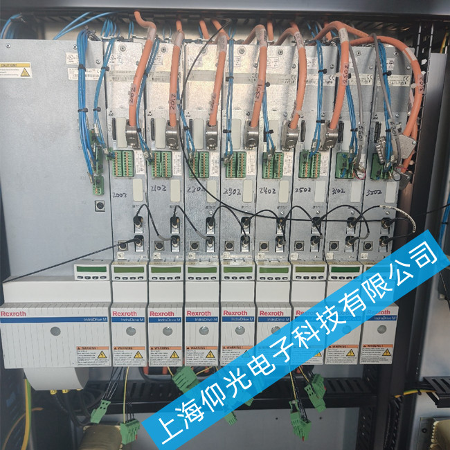 金屬加工專(zhuān)用力士樂(lè)驅(qū)動(dòng)器TDM3.2-20-300-W0開(kāi)機(jī)報(bào)警F7031維修