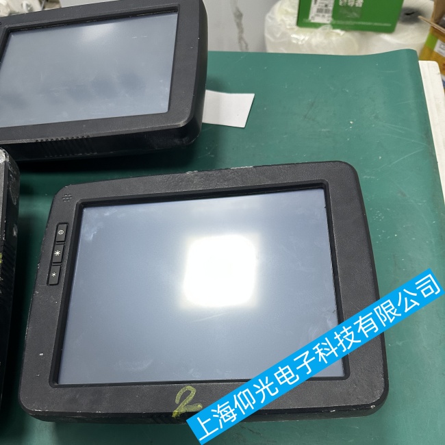 麥基嘉吊機操作屏C000 122-50圖像抖動或顯示異常故障維修認(rèn)真負責(zé)