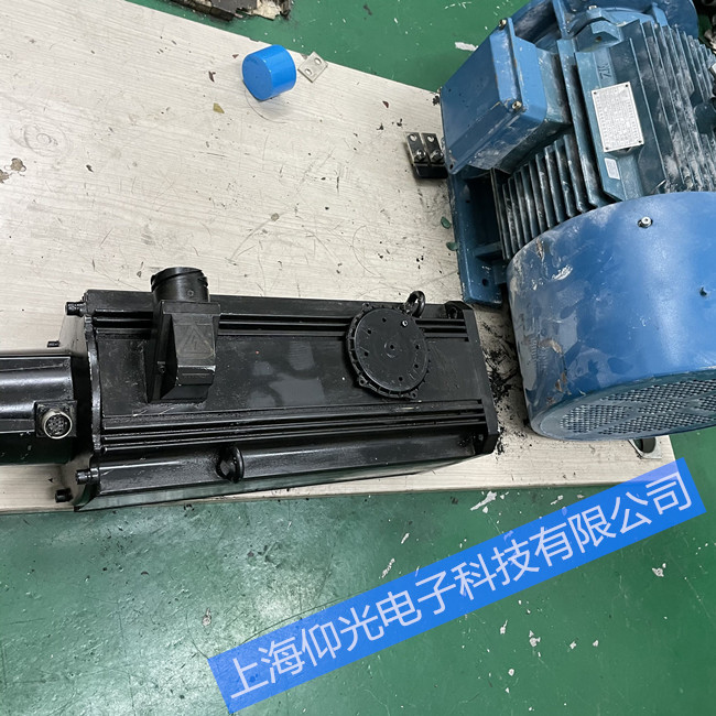 力士樂(lè)伺服電機(jī)開機(jī)報(bào)警顯示C3900故障維修