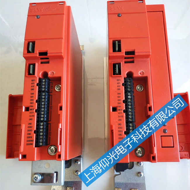 sew伺服驅(qū)動器MDX61B0005-5A3-4-00上電報(bào)警F01維修